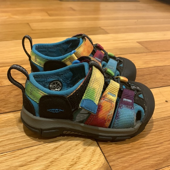 Tie-Dye KEEN Toddler Newport H2 Size 5 - Picture 6 of 8